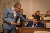 Депутат Андрей Волков сессии Алтайского Заксобрания потребовал отзыва спикера Александра Романенко