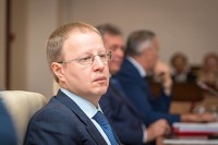 Депутат Андрей Волков сессии Алтайского Заксобрания потребовал отзыва спикера Александра Романенко