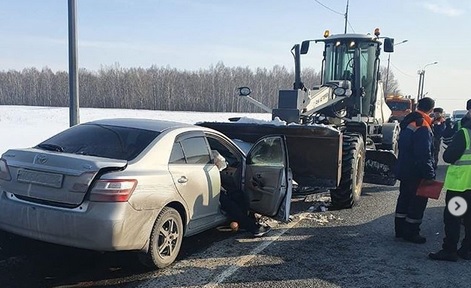 Пешеход скончался после жесткой аварии семеркой Чуйском тракте