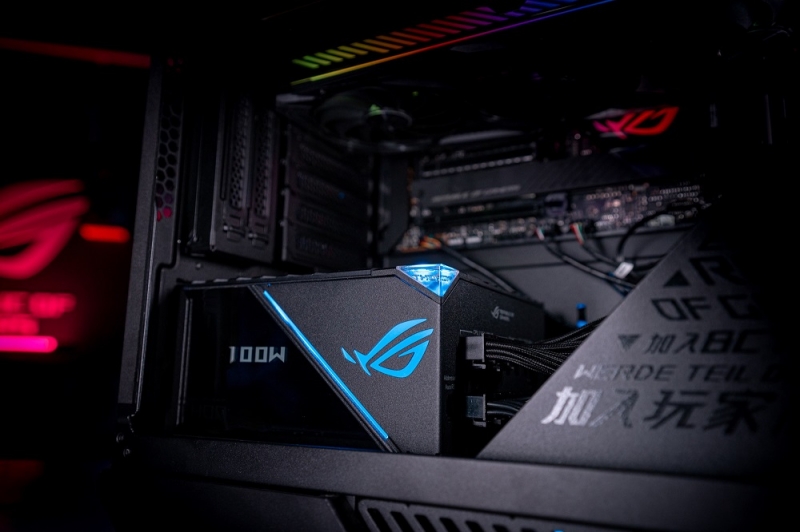 Блоки питания и игровая периферия ROG – стиль, качество, инновации